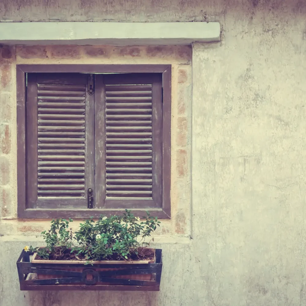 Old window by tuscany style - Vintage Filter